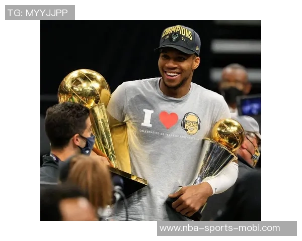 雄鹿队如何才能留住字母哥或许只能再次全力以赴押注未来选秀权